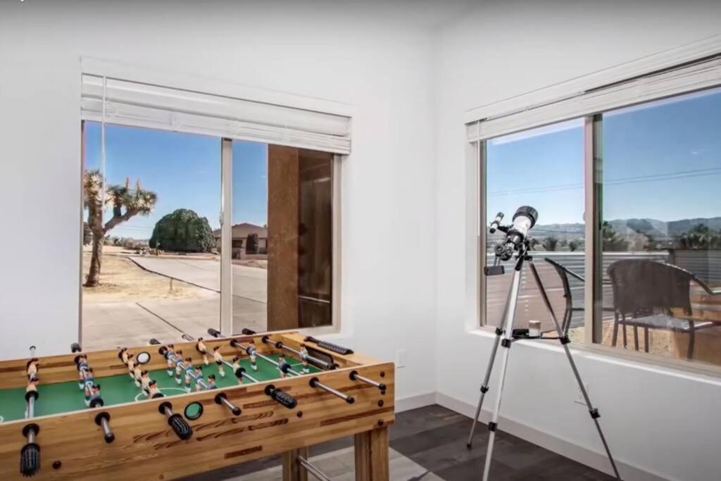 Three Tree Villa W/ Ev Charging Yucca Valley Extérieur photo